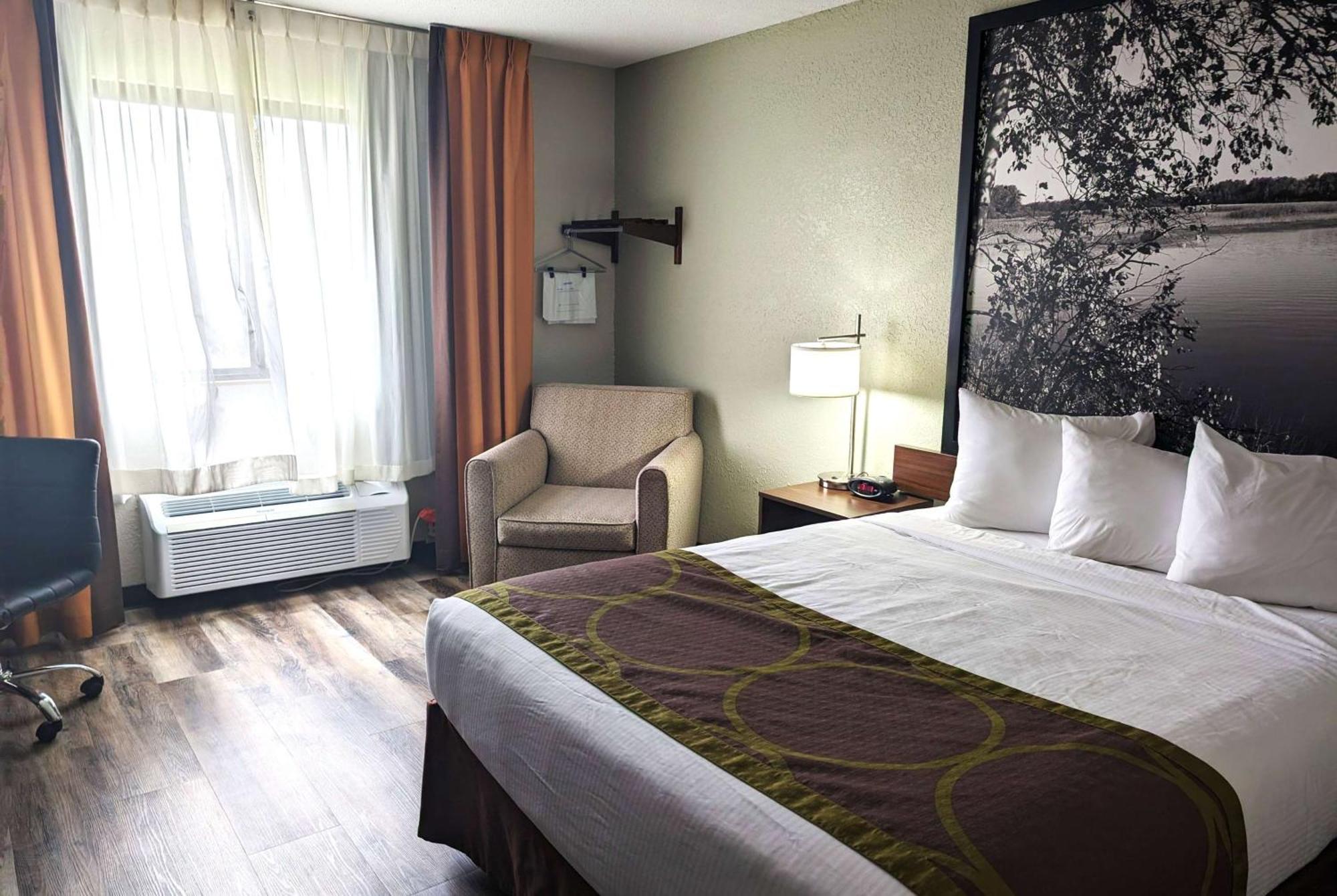 Super 8 By Wyndham Alexandria Mn Motel Екстериор снимка