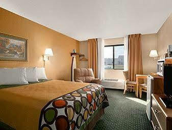 Super 8 By Wyndham Alexandria Mn Motel Екстериор снимка